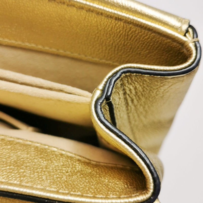 Louis Vuitton (LV) Very Chain 牛皮 純色 V字 標誌 鏈條包 單肩包-20
