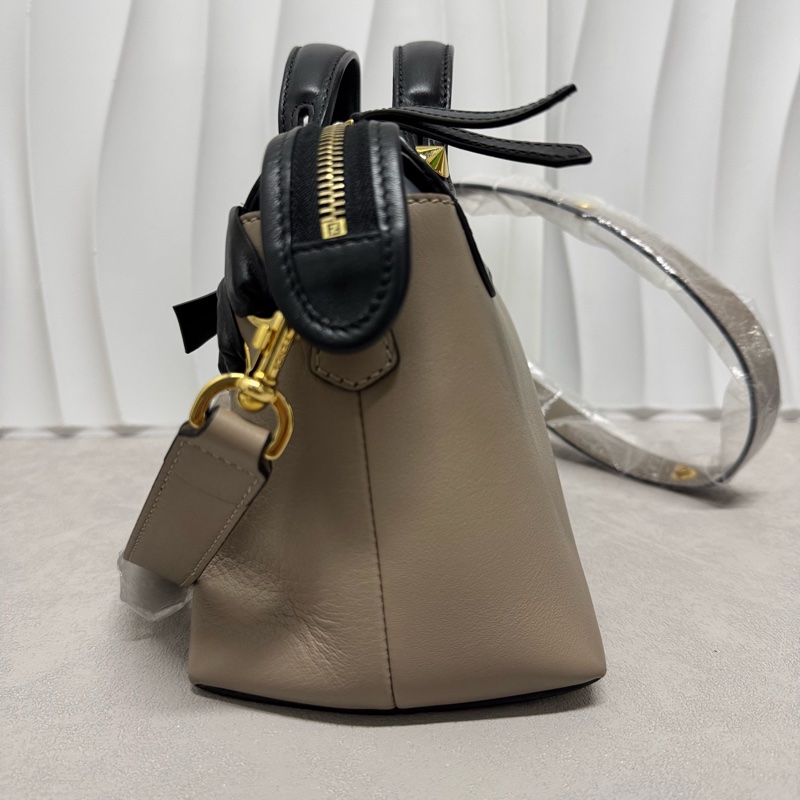 Fendi / 芬迪 By the way 波士頓 中號 牛皮 拼色 斜挎包-10