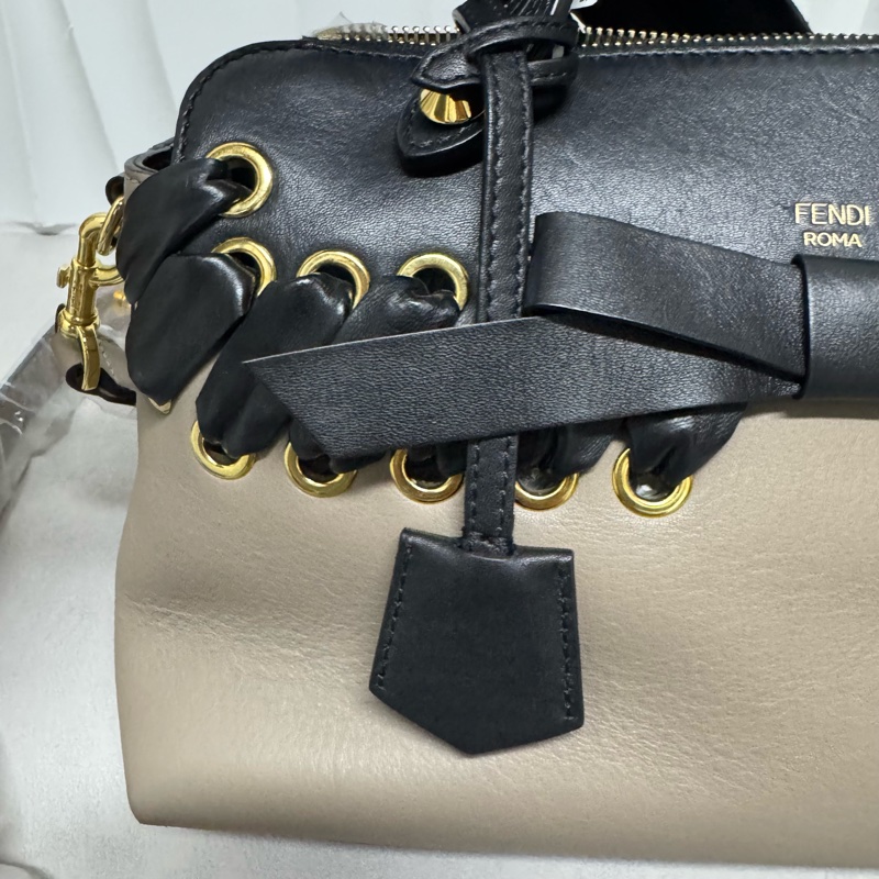 Fendi / 芬迪 By the way 波士頓 中號 牛皮 拼色 斜挎包-11