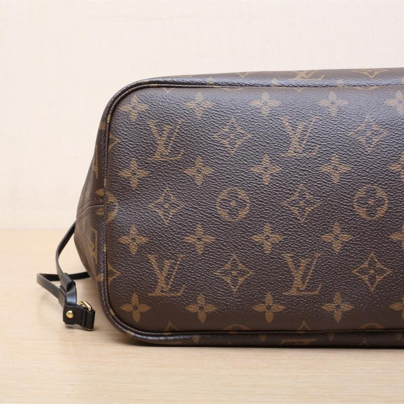 Neverfull 中號 31 配子袋 老花 PVC 金扣 2016 徽章系列-2