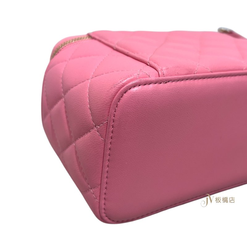 CHANEL包包 淡粉色羊皮金釦長型練帶化妝盒 AP1472-8