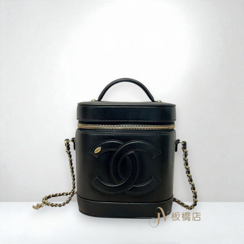 CHANEL包包 黑色羊皮淡金釦提把斜背化妝盒 AS0323-0