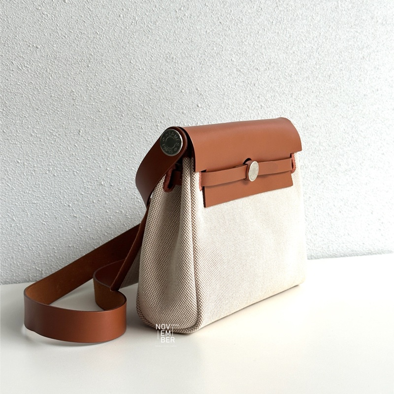 99新🆕 Hermès 愛馬仕 Mini Herbag 金棕銀釦 斜背包-1