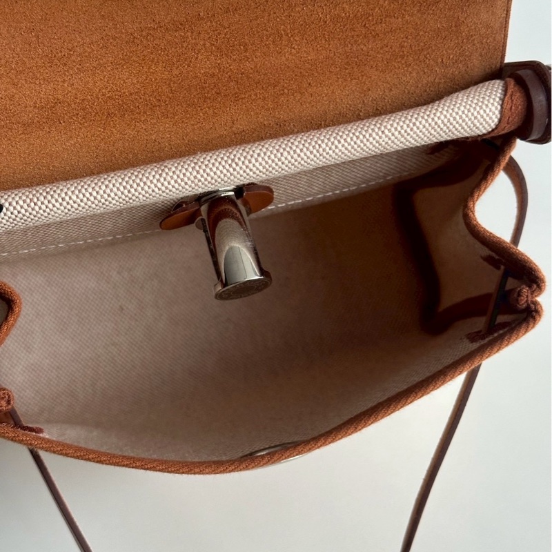 99新🆕 Hermès 愛馬仕 Mini Herbag 金棕銀釦 斜背包-12