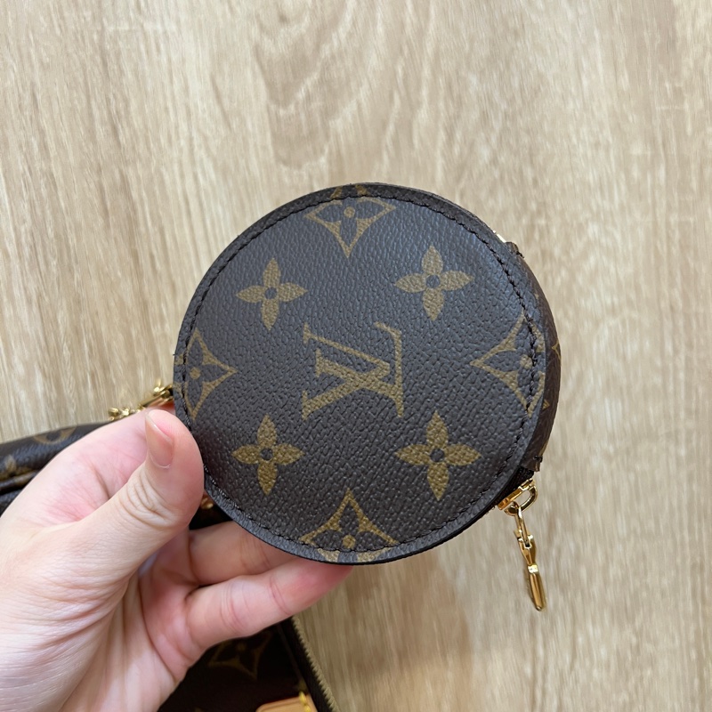 LV 原花金釦五合一綠背帶麻將包M44813-10