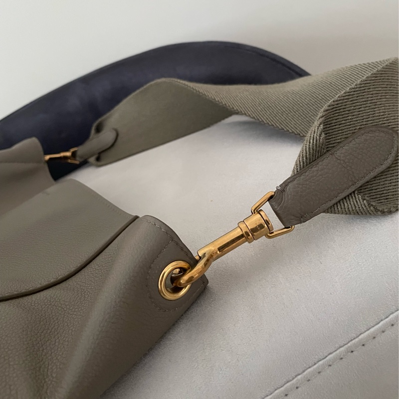 Celine sangle bucket 水桶肩背包-4