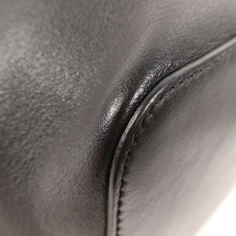 FENDI 牛皮皮革Shoulder Bag金扣肩背袋-9