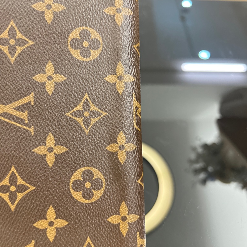 LV 原花金釦內12卡ㄇ拉長夾M42616-15