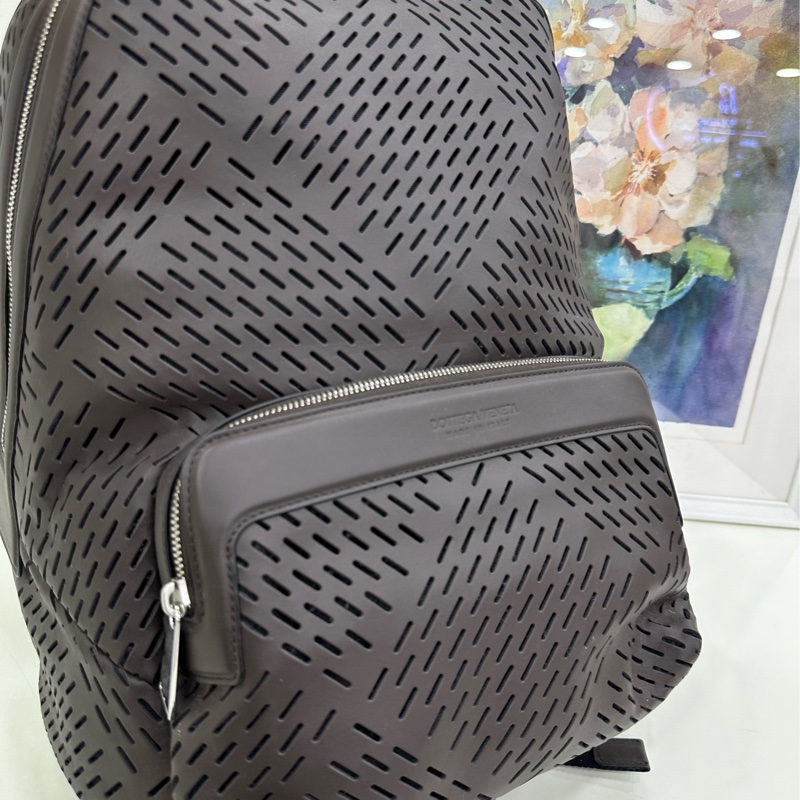 Bottega Veneta 葆蝶家 深棕色雙肩包 閒置新-5