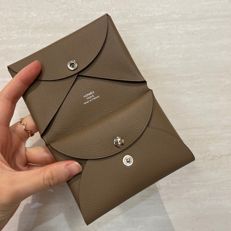 Hermes 大象灰銀釦Evercolor皮Calvi Duo卡包-0