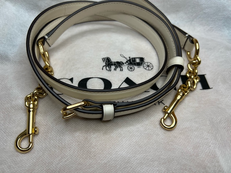 Coach化妝硬殼包-5