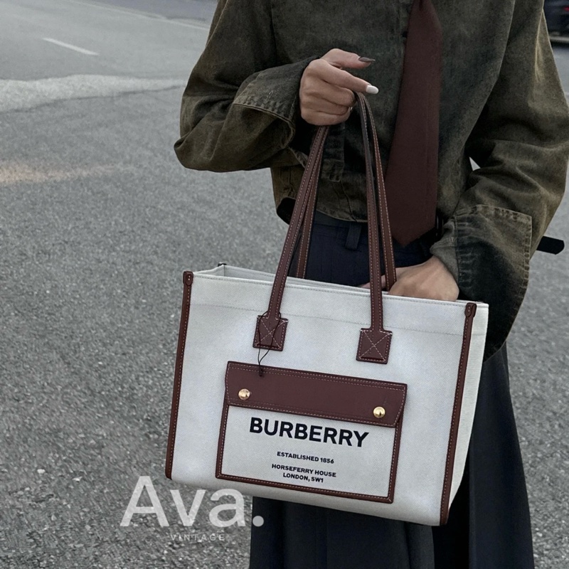 (極新 超稀有⏰) Burberry 巴寶莉 專櫃最新款 托特包 專櫃74000-3