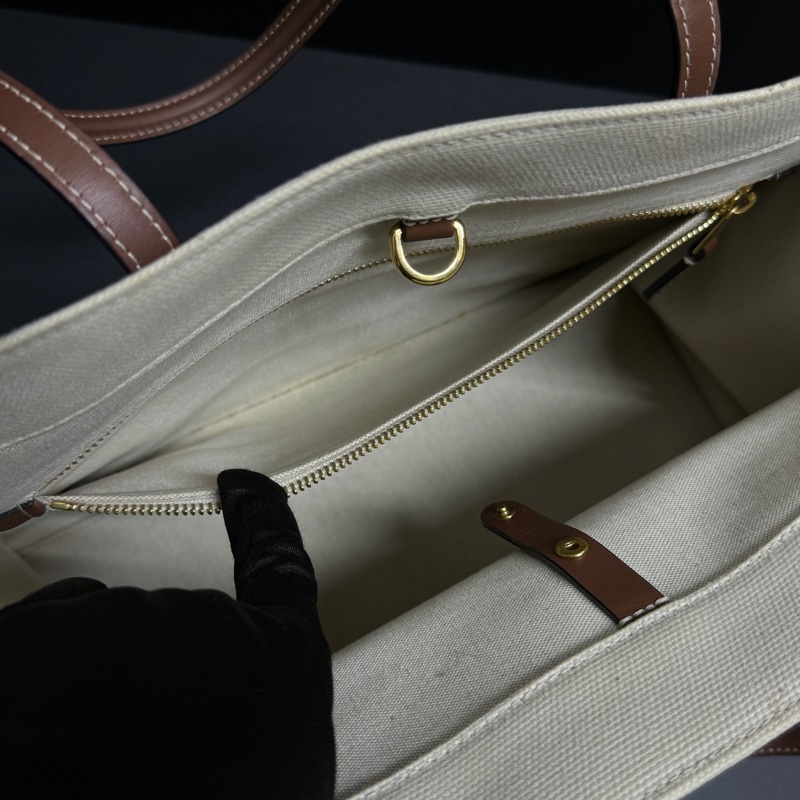 (極新 超稀有⏰) Burberry 巴寶莉 專櫃最新款 托特包 專櫃74000-12