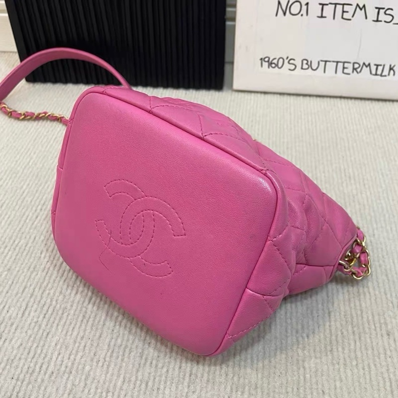 香奈兒/Chanel  粉色19bag hobo 飯盒包，小羊皮與金色金屬 15.0 × 15-7