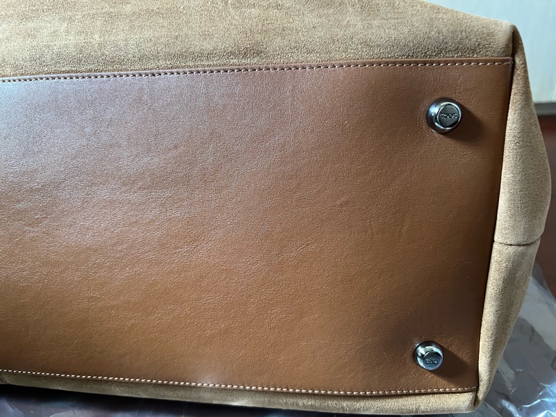TODS 麂皮質感牛皮拼接手提/斜背兩用托特包-7