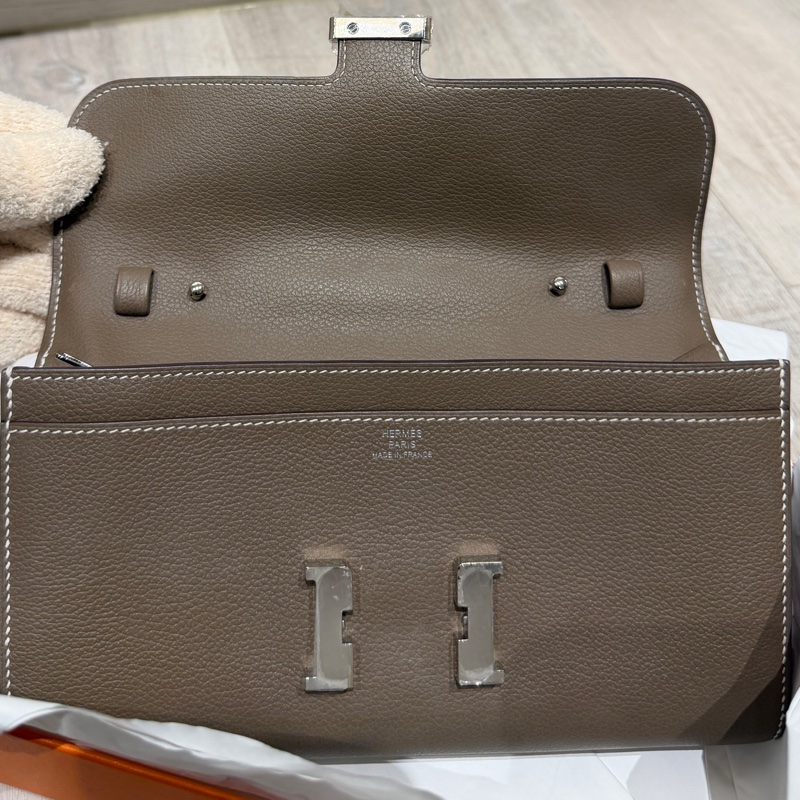 Hermès Constance To Go 康康 大象灰銀 2024/W(Evercolor皮革)-5