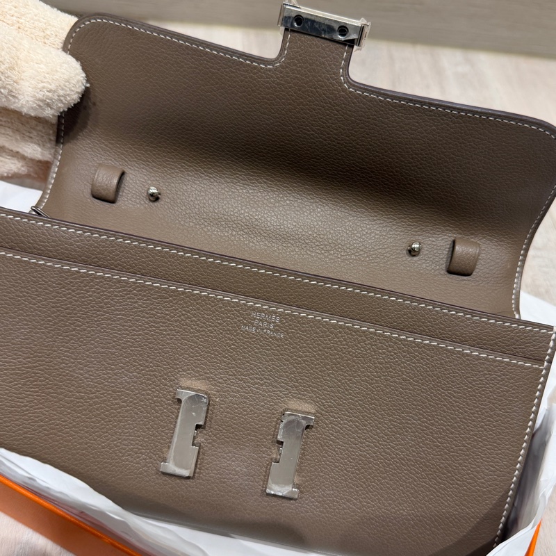 Hermès Constance To Go 康康 大象灰銀 2024/W(Evercolor皮革)-6