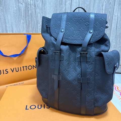 LOUIS VUITTON Christopher MM (M55699