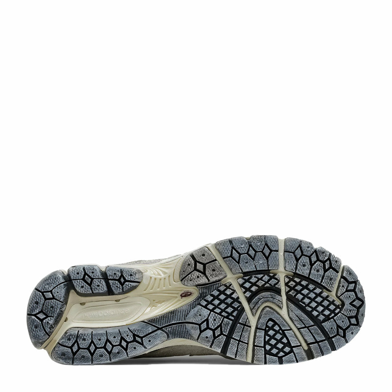 New Balance - Sneakers 2002R Grey D - M2002 - GREY/D | size: 41.5-4