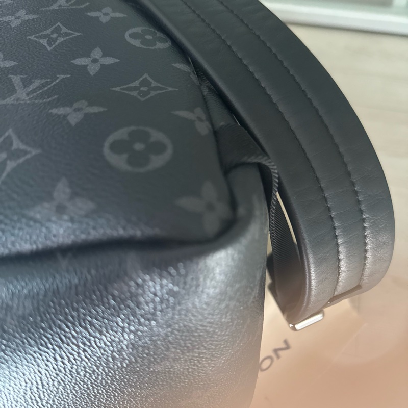 Lv 黑武士系列後背包-16