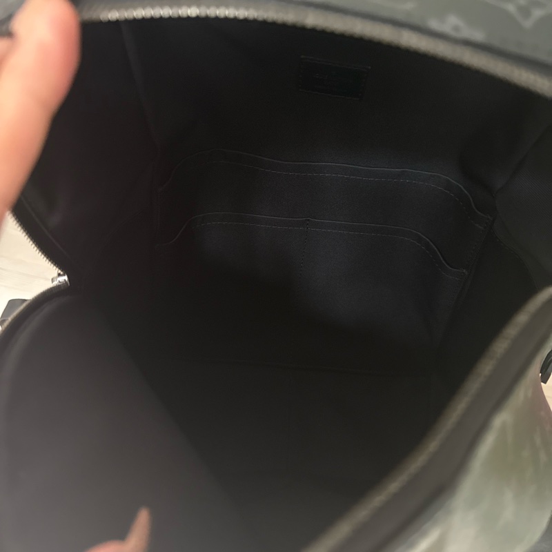 Lv 黑武士系列後背包-17