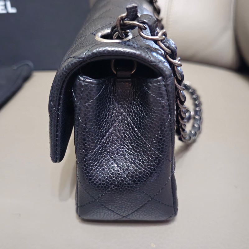 CHANEL MINI COCO 20 (耐用荔枝黑古銅銀)-7