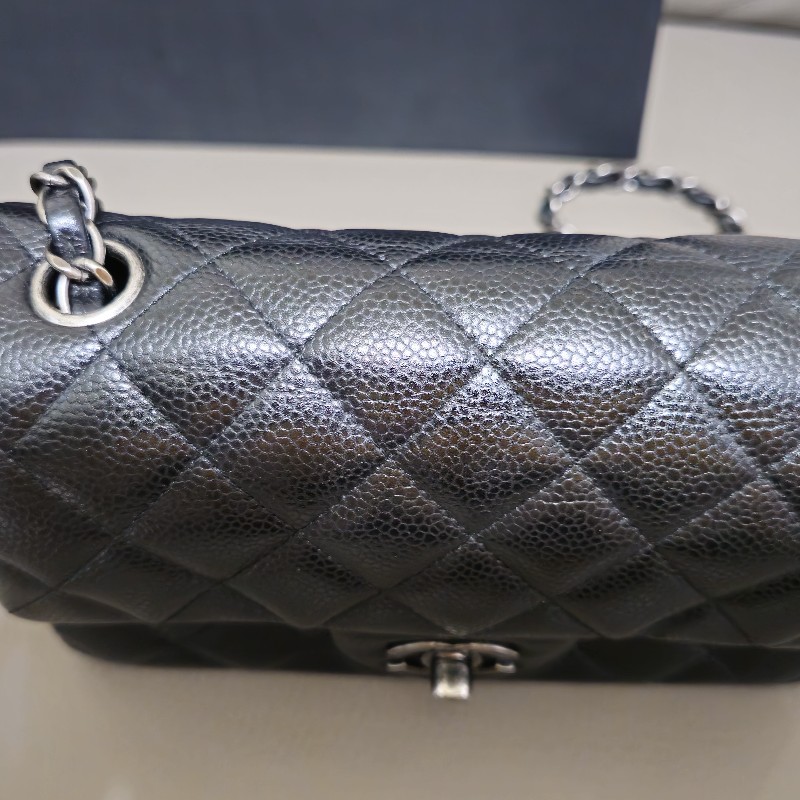 CHANEL MINI COCO 20 (耐用荔枝黑古銅銀)-9