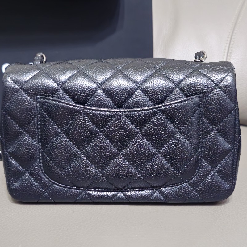 CHANEL MINI COCO 20 (耐用荔枝黑古銅銀)-10