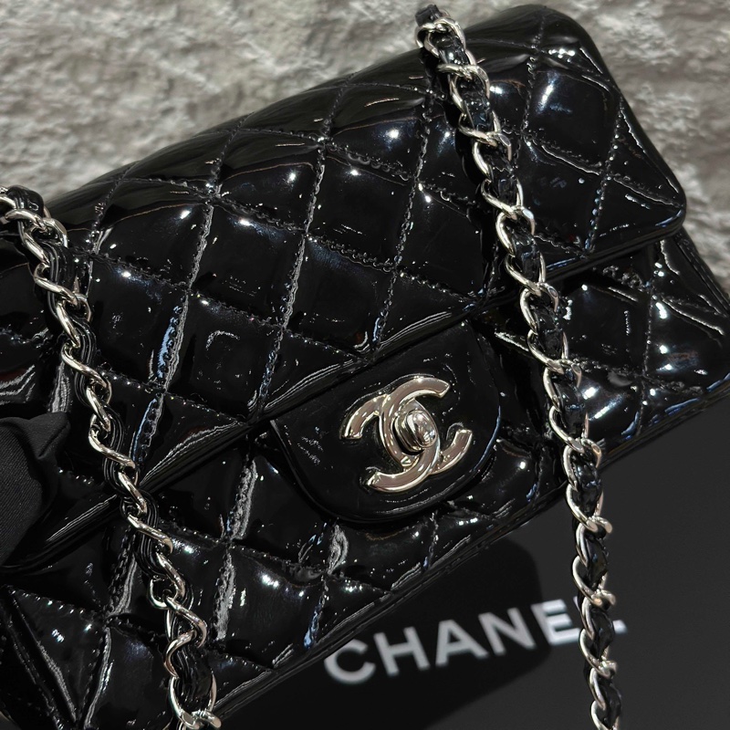 Chanel 香奈兒 黑銀 大miniCF 漆皮鏈條 19開-7