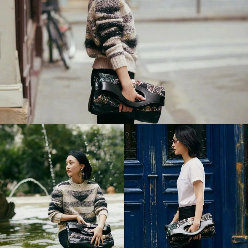 Chanel香奈兒 充氣菱格楓葉印花🍁31 bag 手拿包 肩背包 26開-8