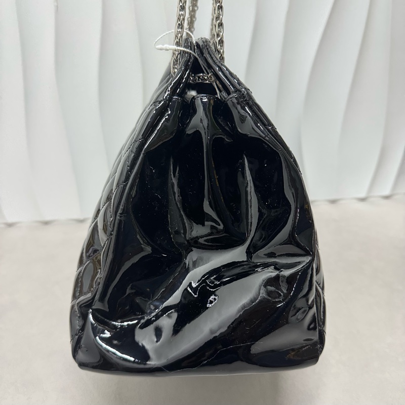 Chanel / 香奈兒 漆皮黑色 Mademoiselle系列 保齡球手提包-22