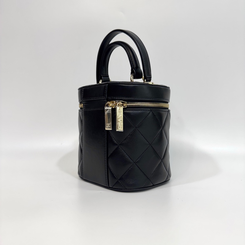 Chanel黑牛皮菱格Trendy CC化妝斜背包AS1626-3