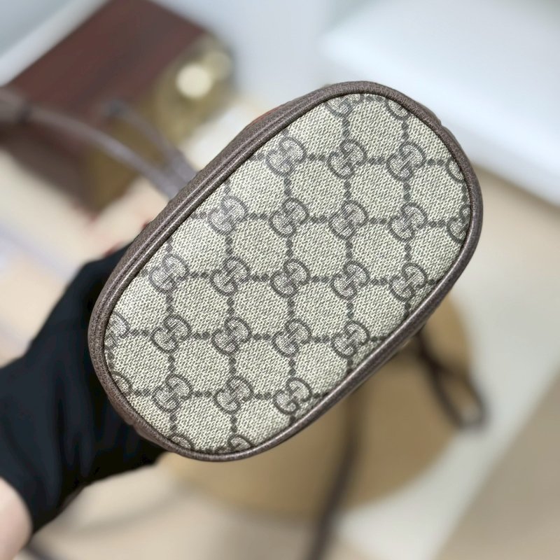 🏷️Gucci.Ophidia 老花水桶包/客人寄賣-12