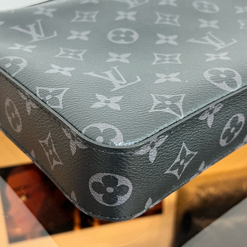 #99新 Louis Vuitton Trio 三合一郵差包 芯片款-7