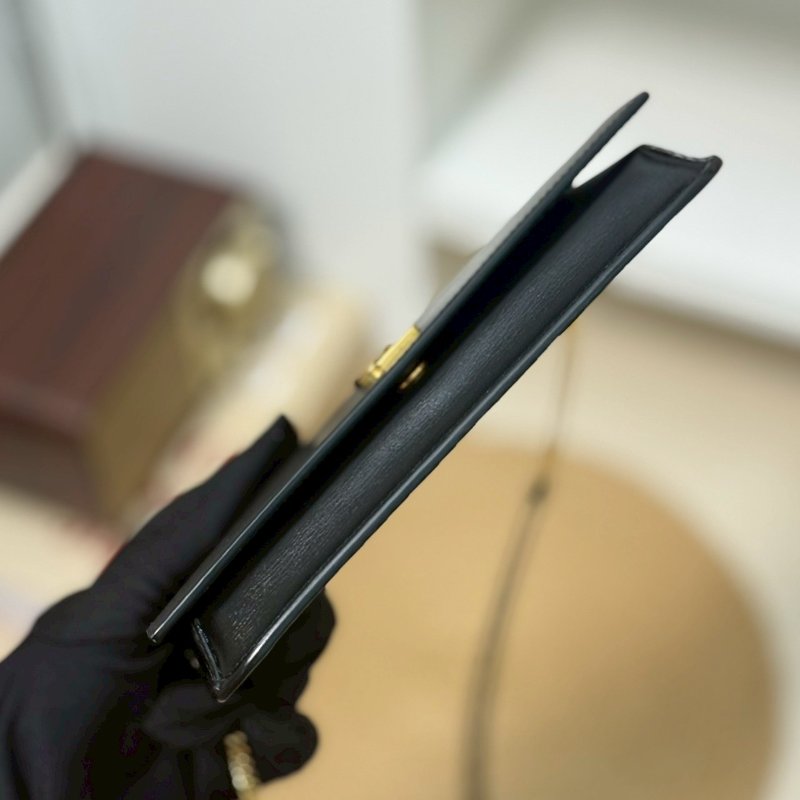 🏷️YSL.Cassandre Phone Holder 手機包/客人寄賣-8