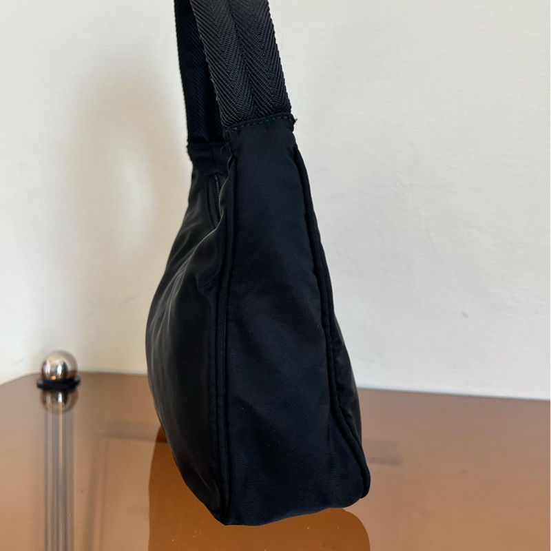#爆款 #極新 Prada 2000 hobo-3