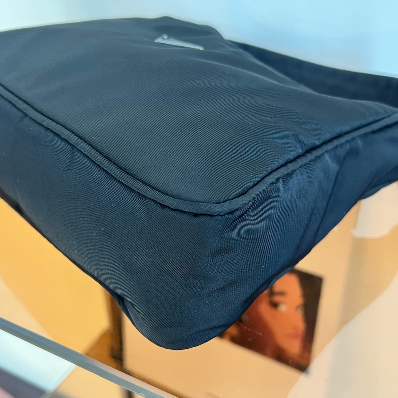 #爆款 #極新 Prada 2000 hobo-6