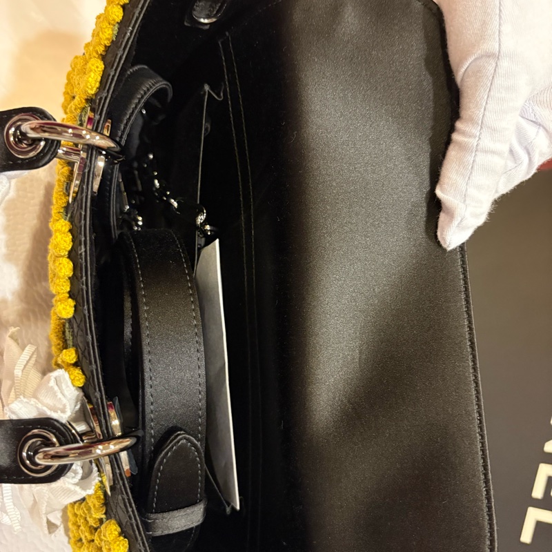 Dior 限量含羞草勾花刺绣 綢緞面料-3