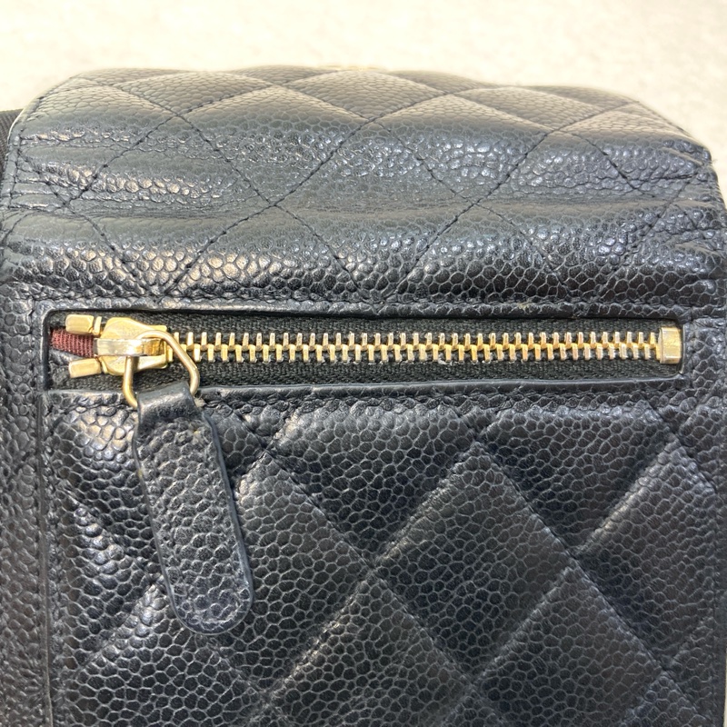 香奈兒經典coco短夾Chanel黑金荔枝牛皮三折短夾AP0231-13