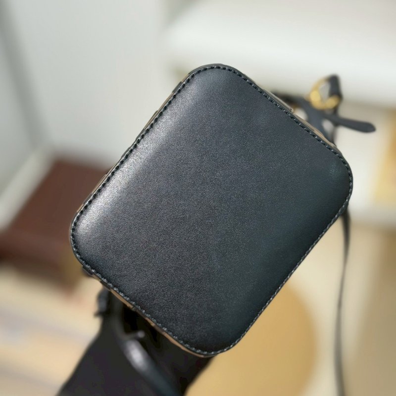 🏷Fendi.Mon Tresor 老花水桶包-12
