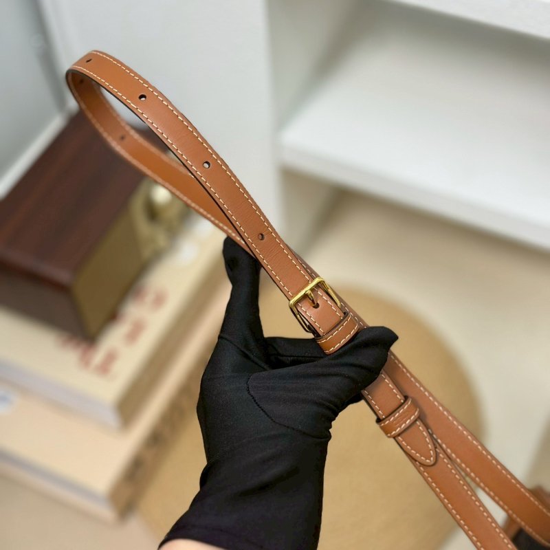 (🤍已售出/可私訊預定)🏷Celine.Teen Besace 凱旋門馬鞍包/客人寄賣-23