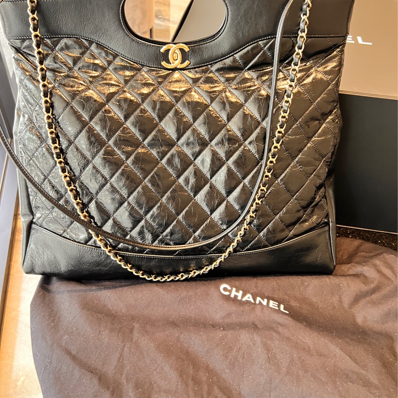 CHANEL Maxi 黑金油蠟牛皮31 bag-0