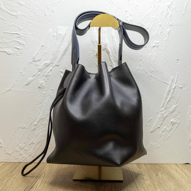 Licol 水桶包 17 89 黑色 Swift 皮-0