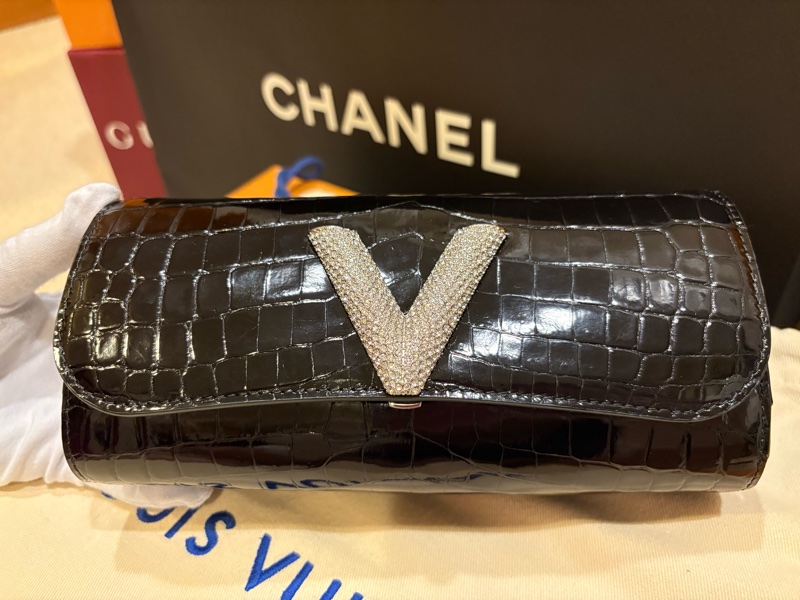 LV 鱷魚皮Night Box 手拿包/晚宴包-0