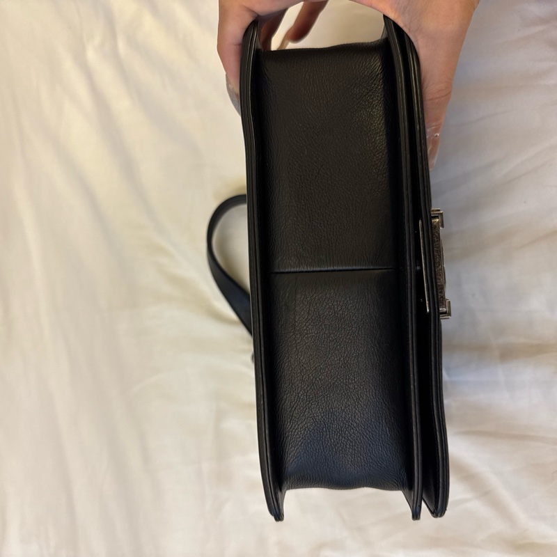 chanel leboy25 公分 黑銀牛皮復古銀扣-4
