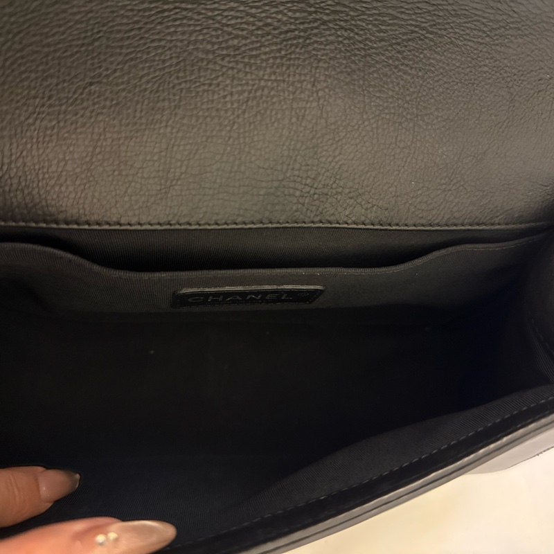 chanel leboy25 公分 黑銀牛皮復古銀扣-6