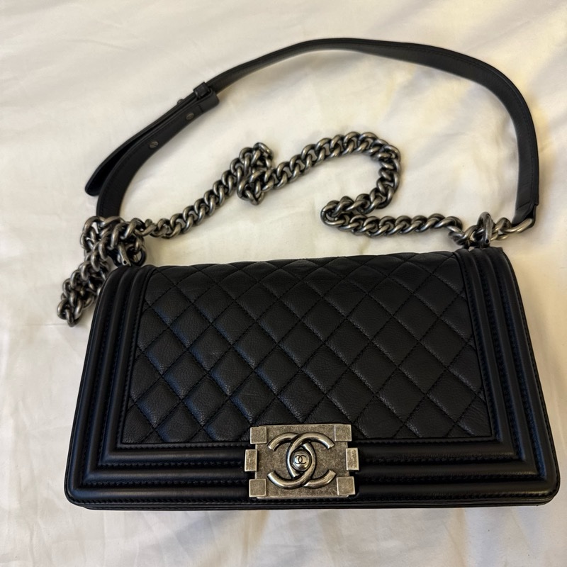 chanel leboy25 公分 黑銀牛皮復古銀扣-10