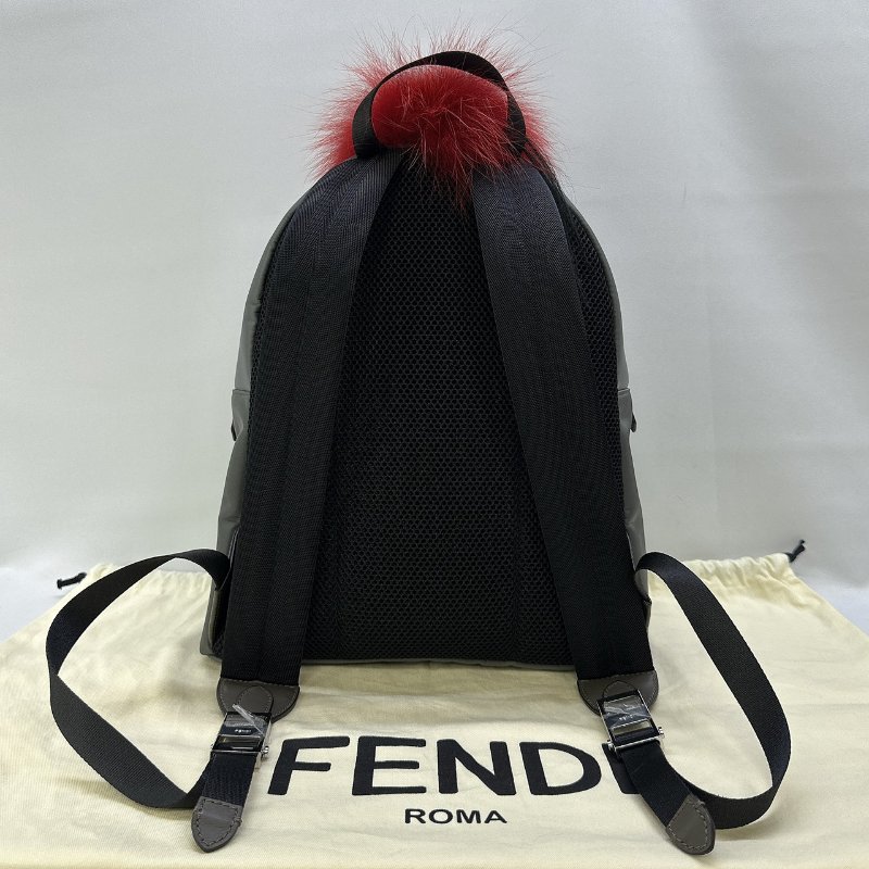 FENDI 怪獸皮草後背包-1