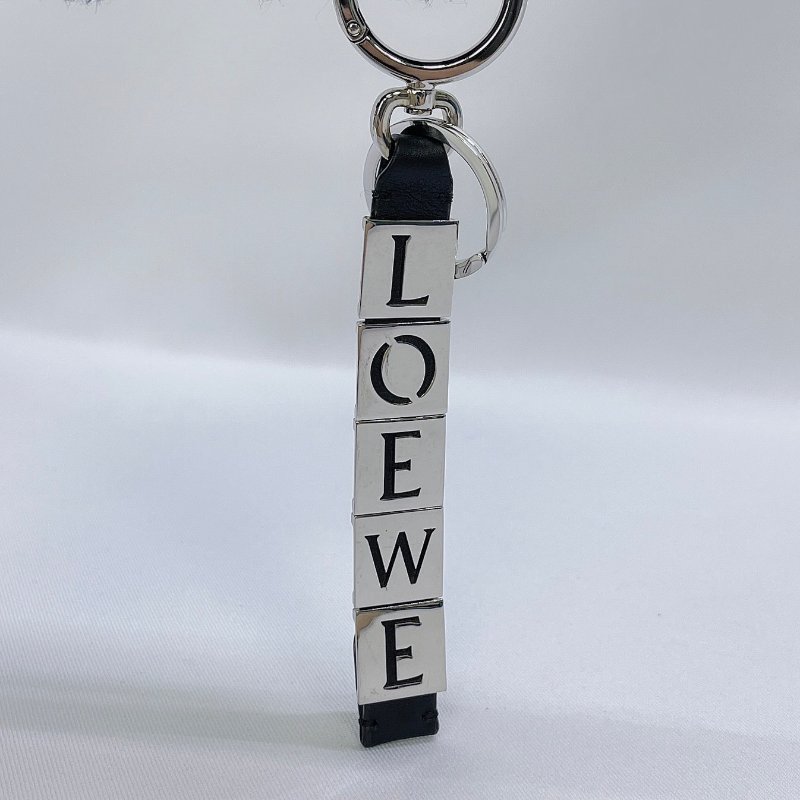 LOEWE 皮革金屬鑰匙圈-3