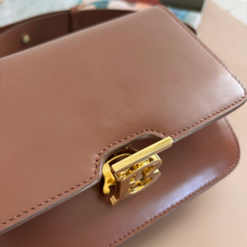 ::BURBERRY:: TB smooth leather belt bag 金色LOGO滑面皮革腰包 胸口包-27
